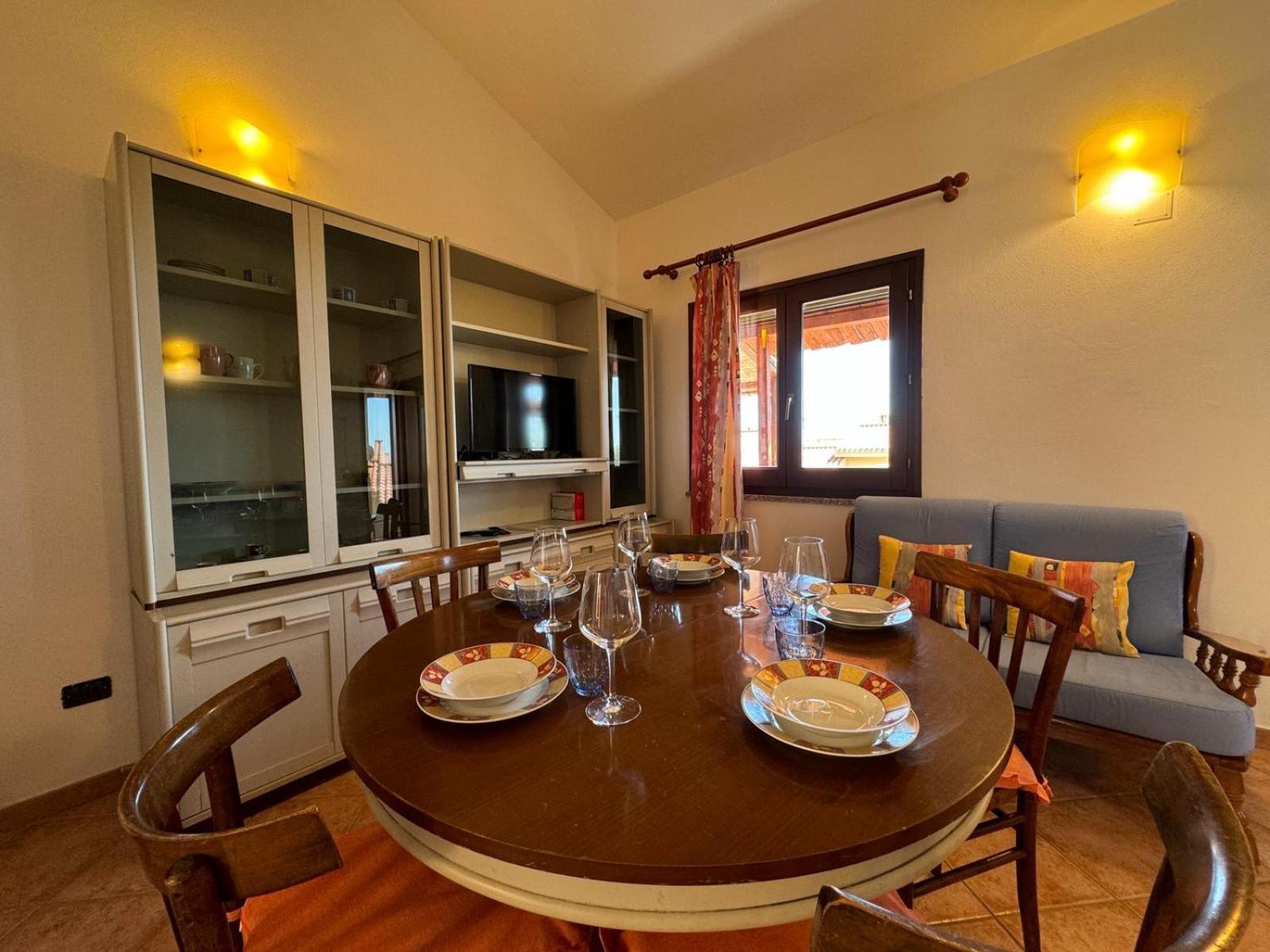 Orizzonte Blu Villa Funtana Meiga Luaran gambar