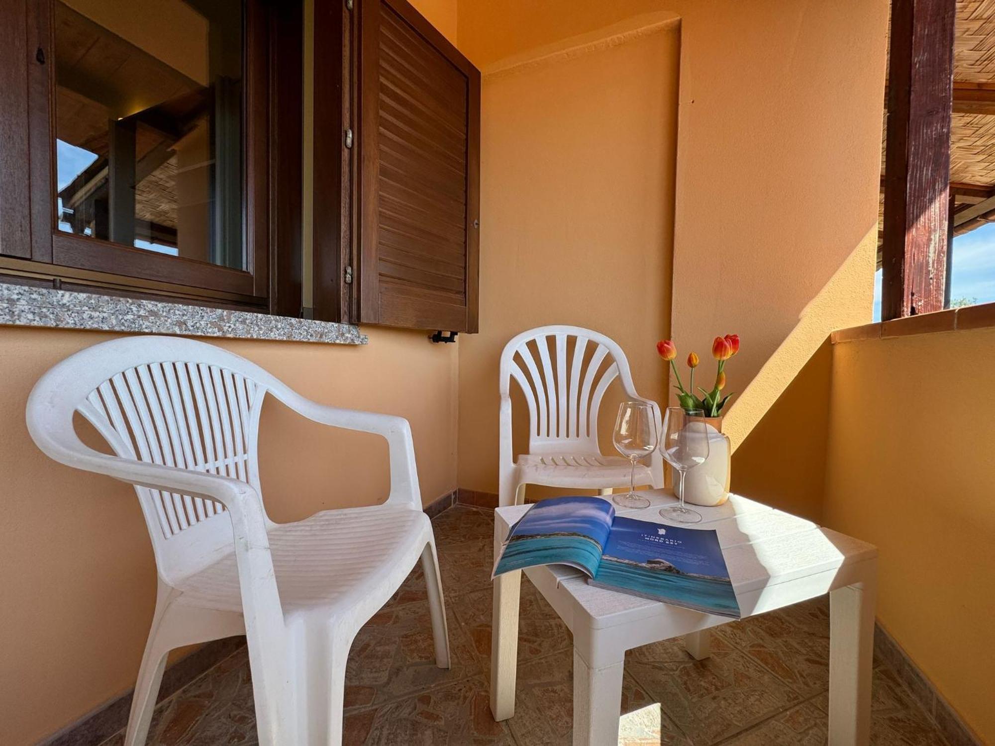 Orizzonte Blu Villa Funtana Meiga Luaran gambar