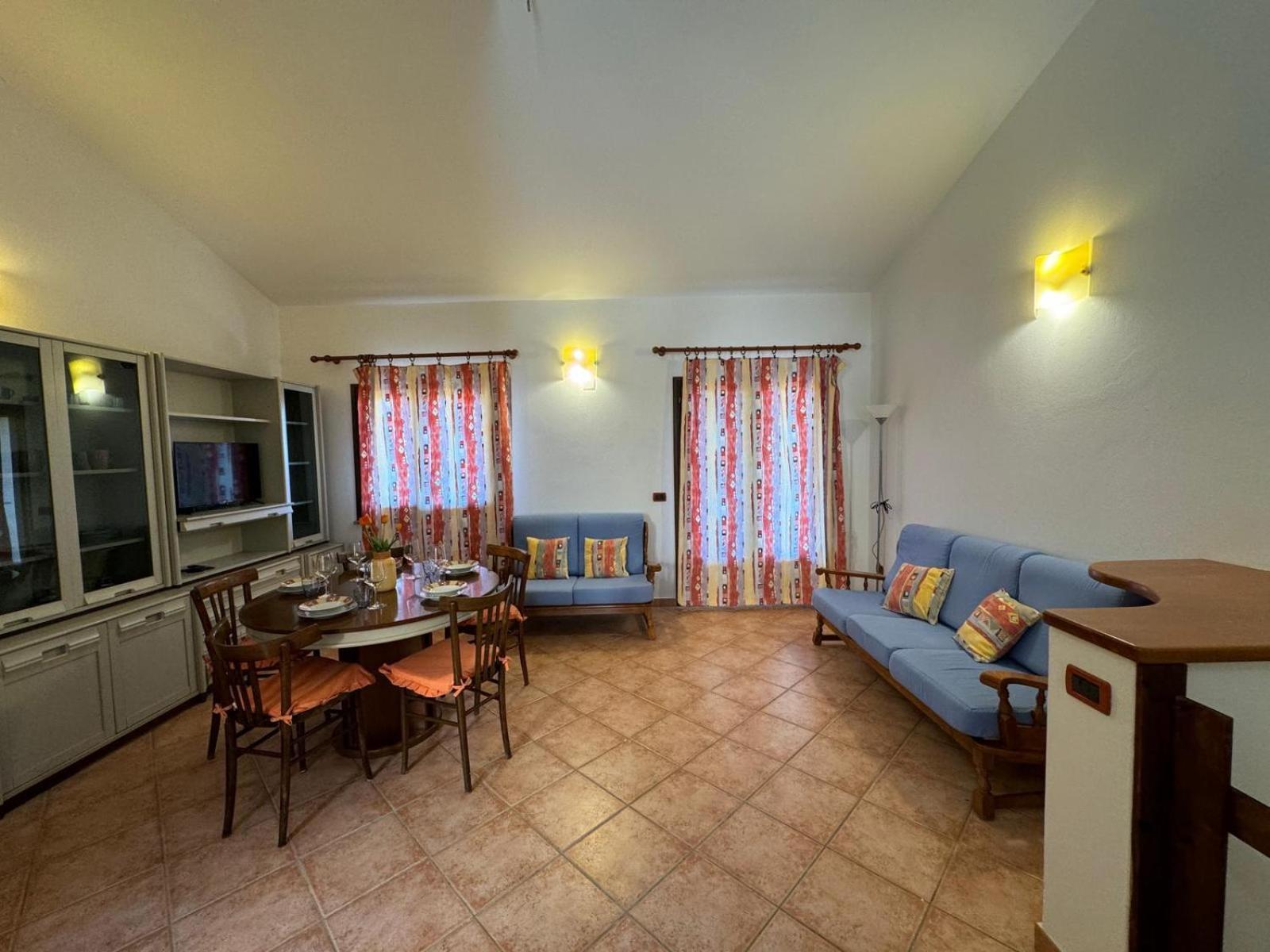 Orizzonte Blu Villa Funtana Meiga Luaran gambar