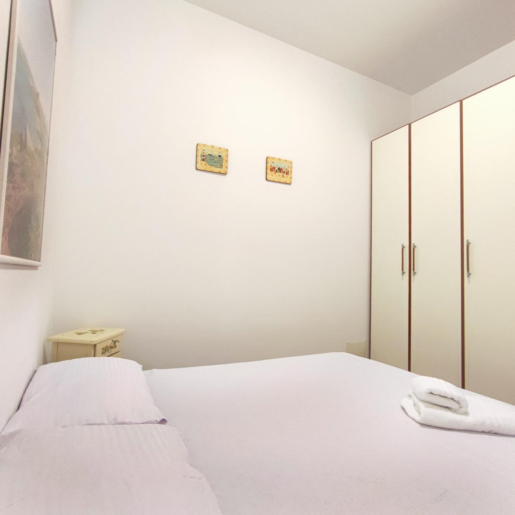 Orizzonte Blu Villa Funtana Meiga Luaran gambar